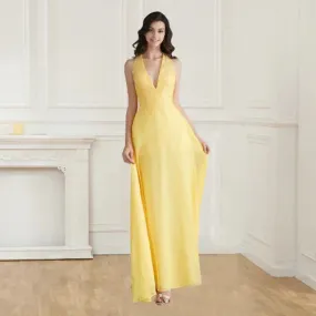 A Line Halter Chiffon And Beads Dresses With Applique